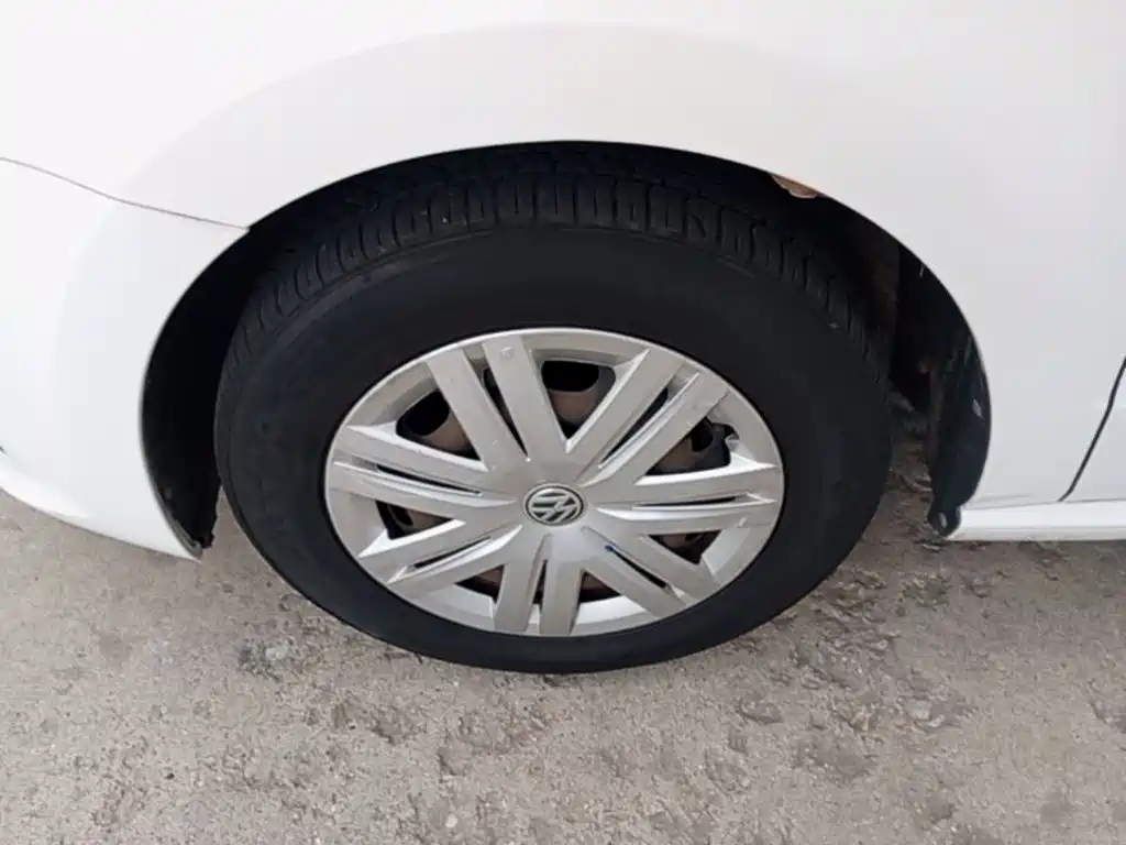 Volkswagen Polo — миниатюра 23