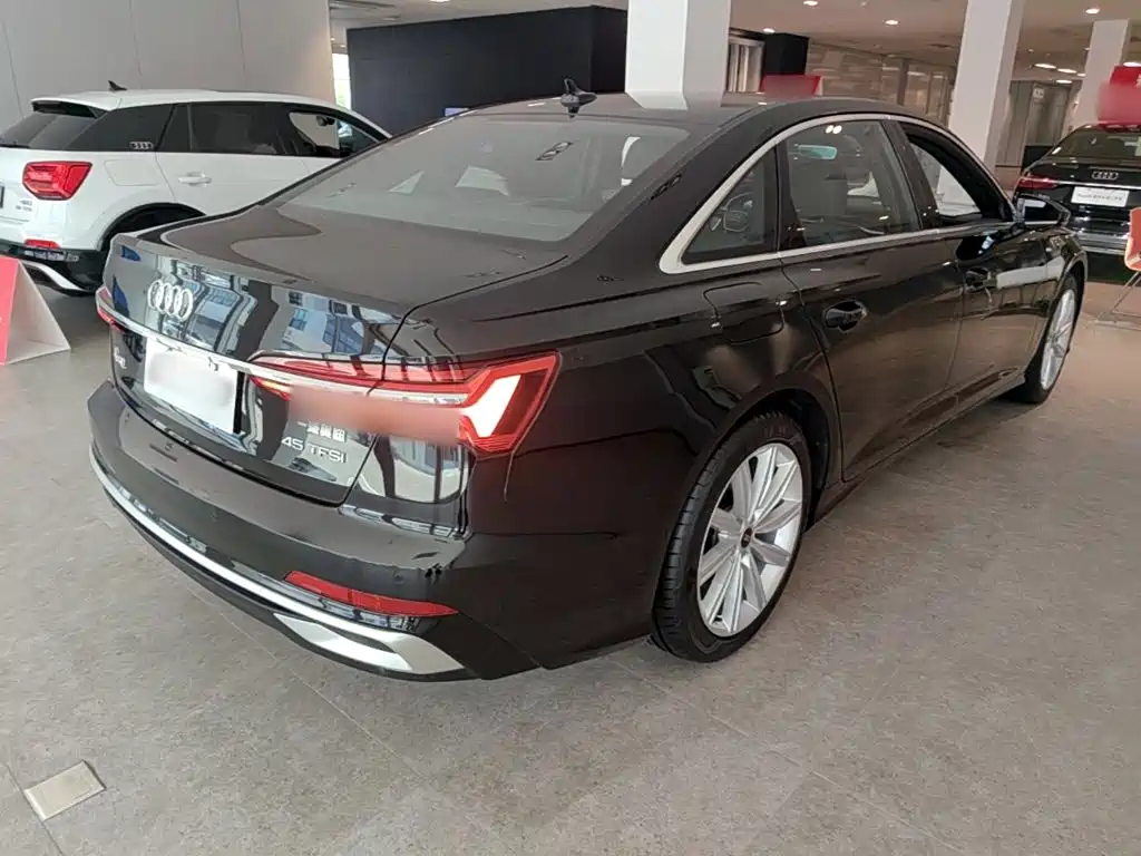 Audi A6L 2024 45 TFSI