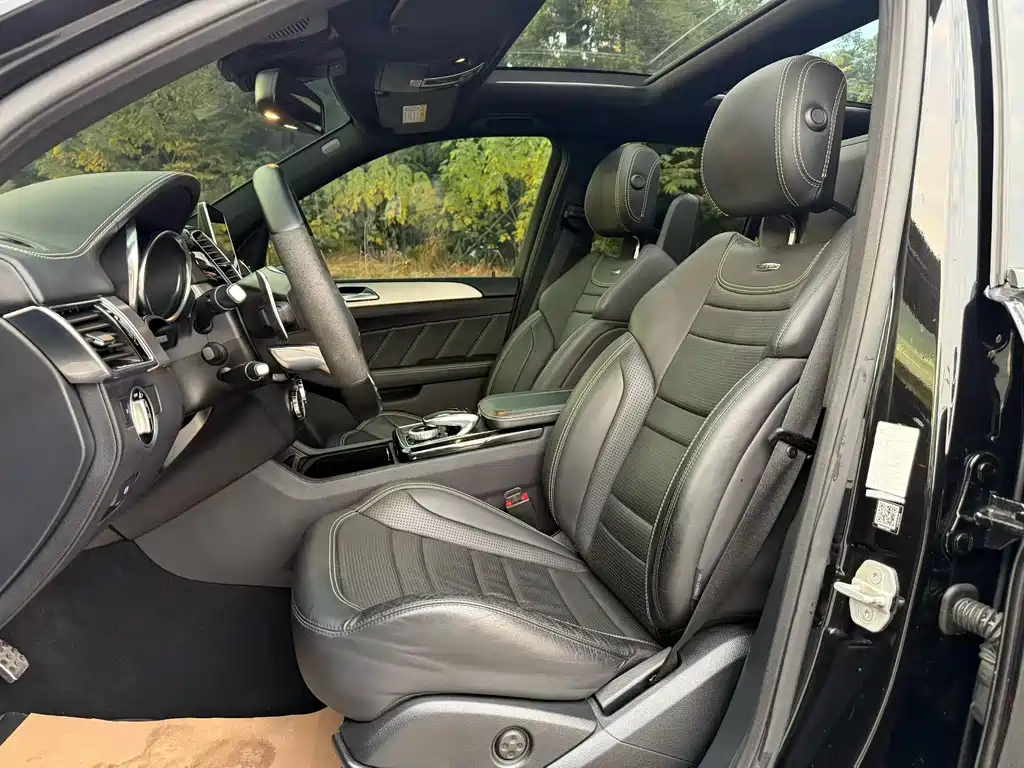 MERCEDES-BENZ GLE AMG