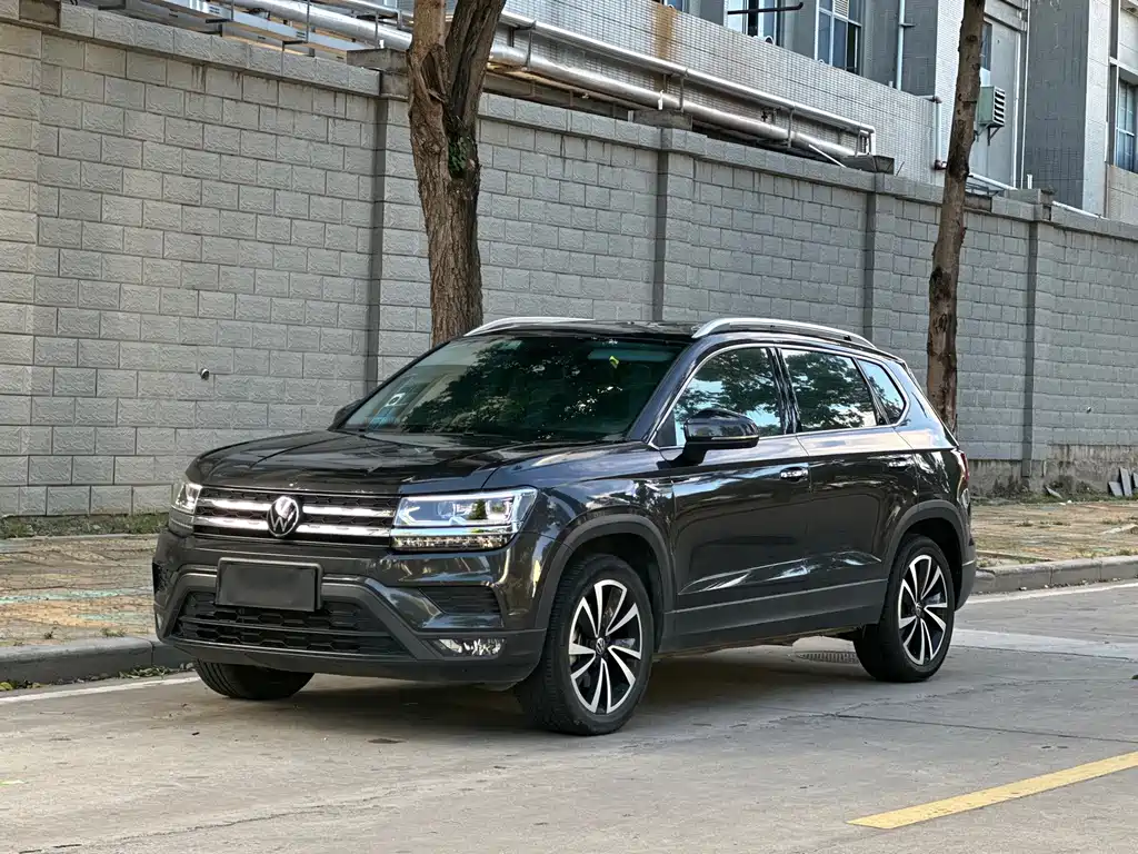 Volkswagen Tharu
