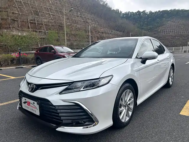 TOYOTA CAMRY 2022