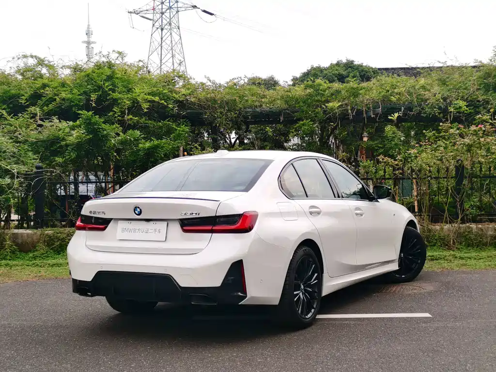 BMW 3 Series — миниатюра 4