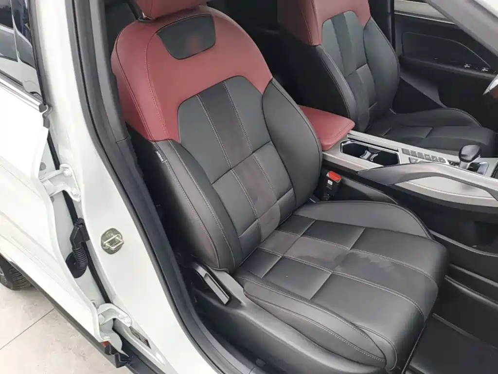 Geely Binyue — миниатюра 25