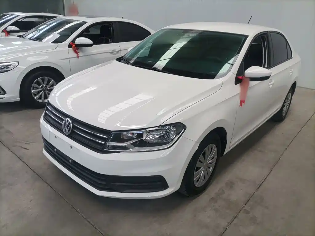 Volkswagen Santana — миниатюра 2