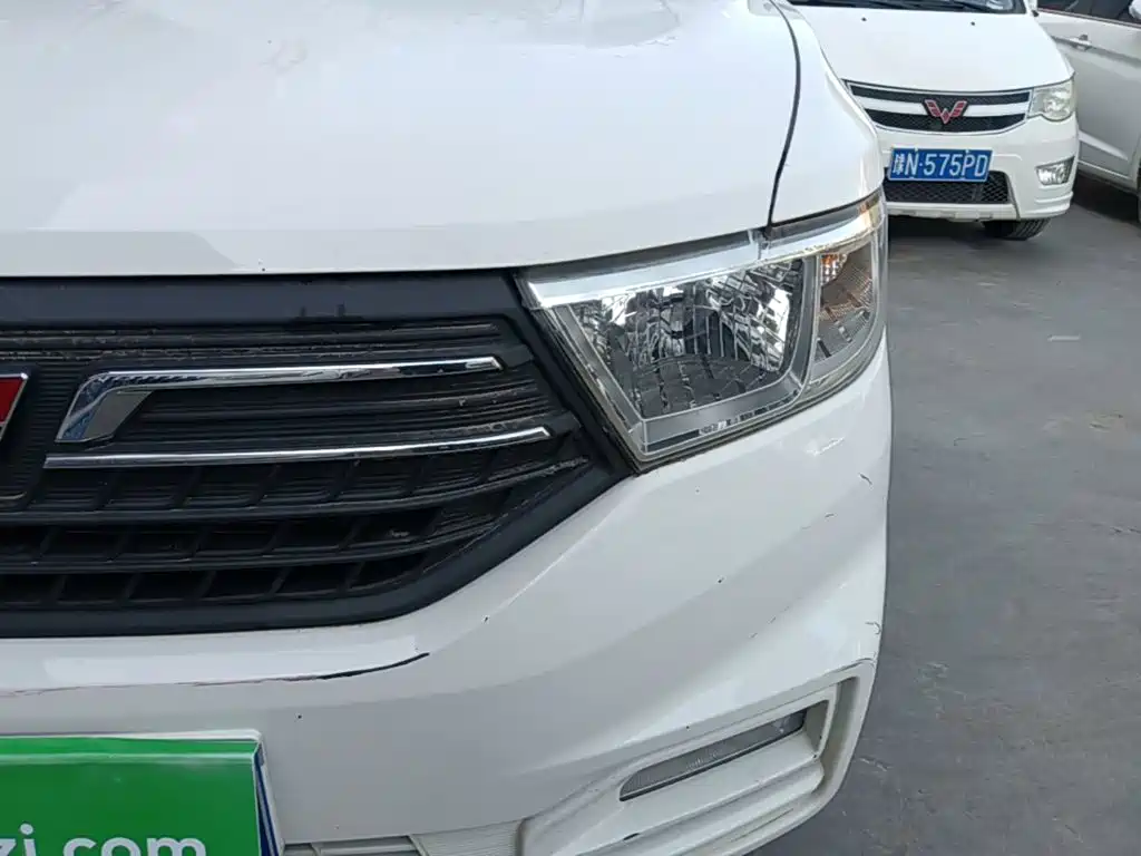 Wuling Hongguang V — миниатюра 24