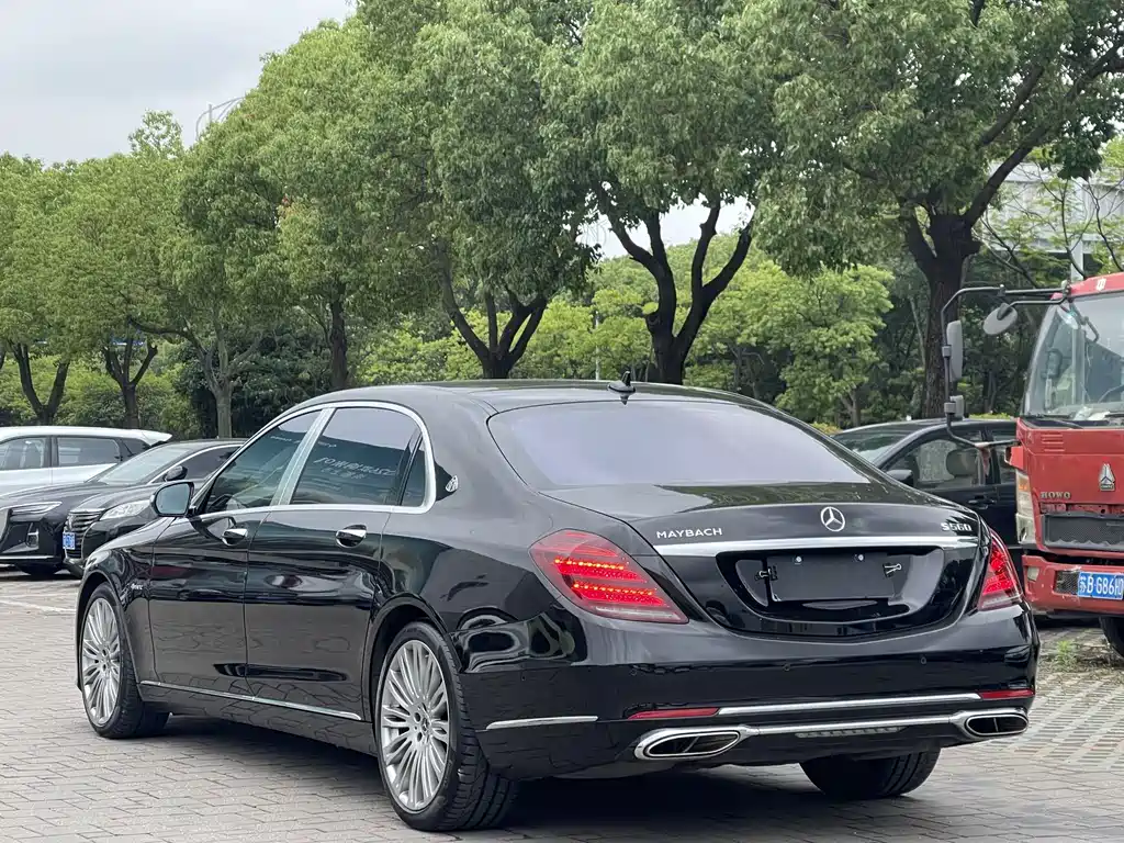 Mercedes-Benz S-Class — миниатюра 8