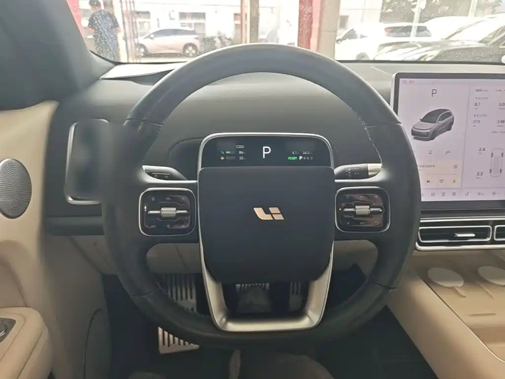 Li Auto Li L8 — миниатюра 11