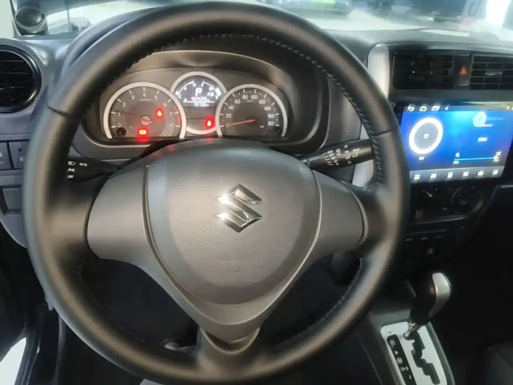 Suzuki Jimny — миниатюра 11