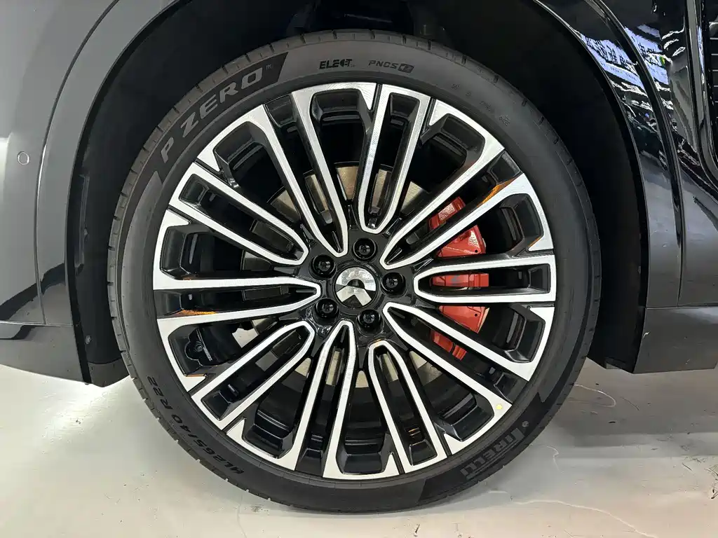 NIO ES8 2026 мест Executive