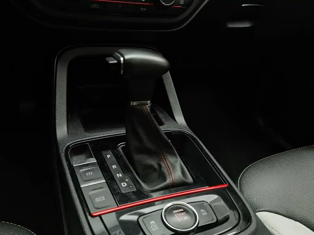 Qoros Qoros 5 — миниатюра 13