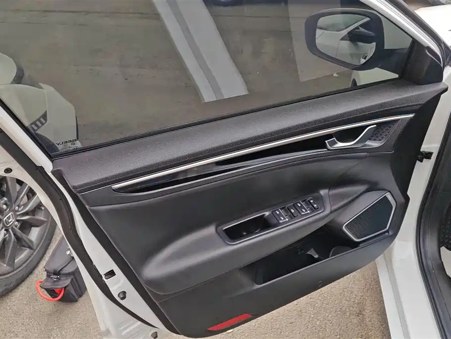 GEELY AUTOMOBILE EMGRAND GL