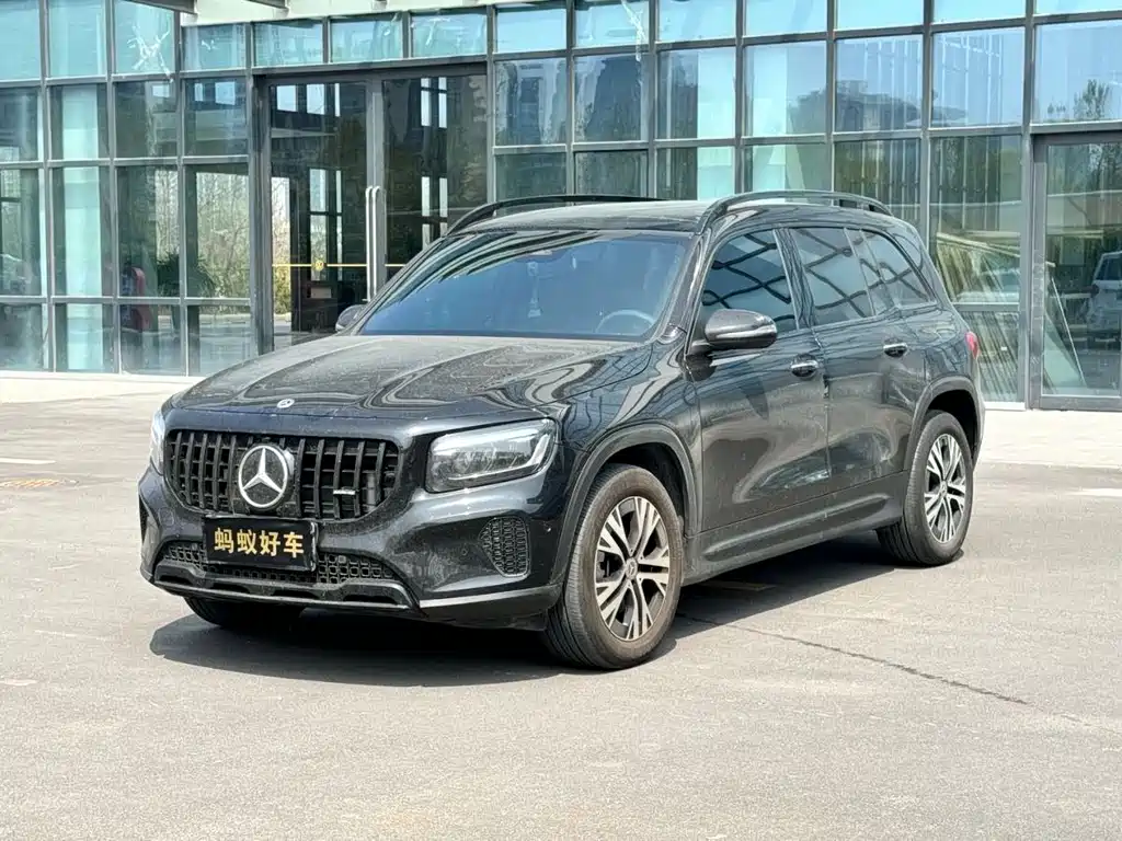 Mercedes-Benz GLB 2025