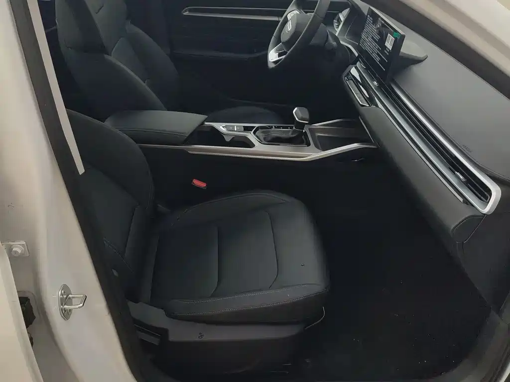 GEELY AUTOMOBILE EMGRAND