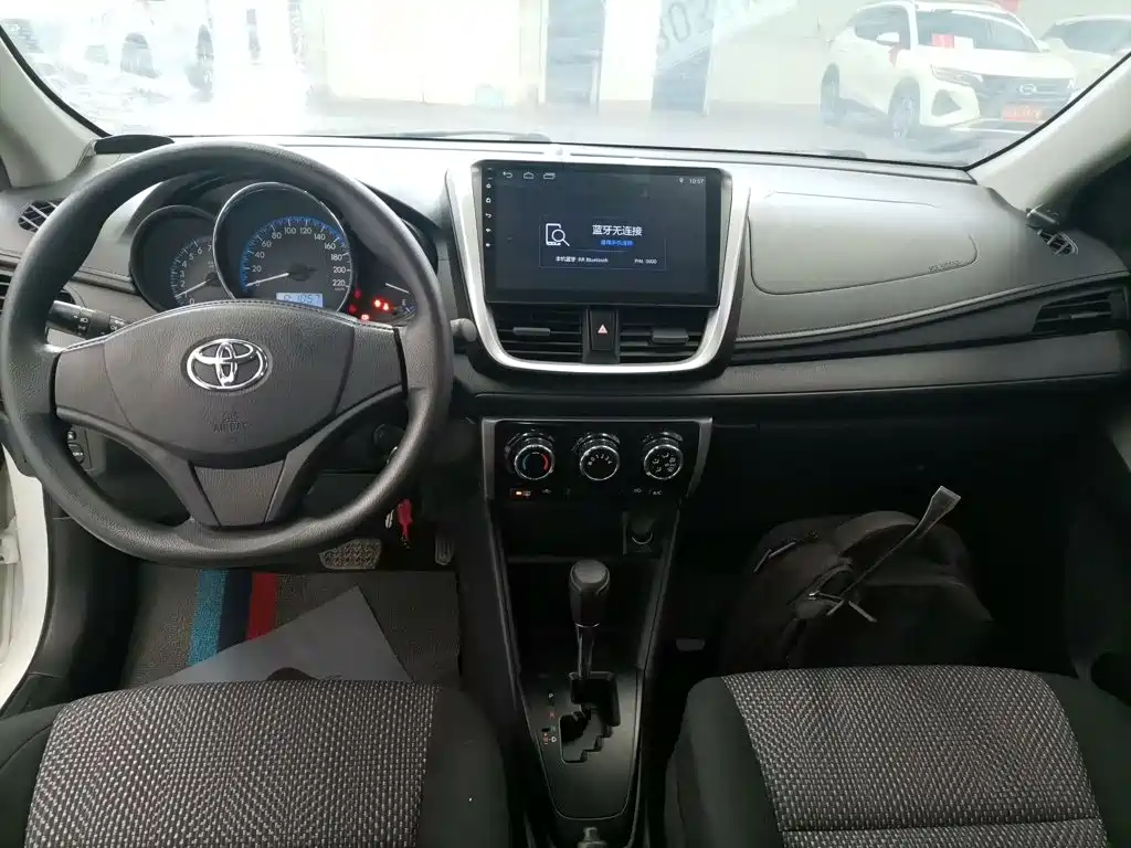 Toyota Vios FS — миниатюра 10