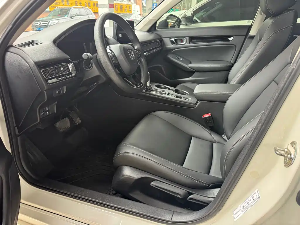 Honda Civic — миниатюра 7