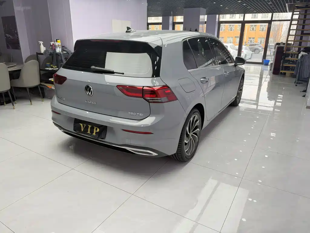 Volkswagen Golf — миниатюра 3