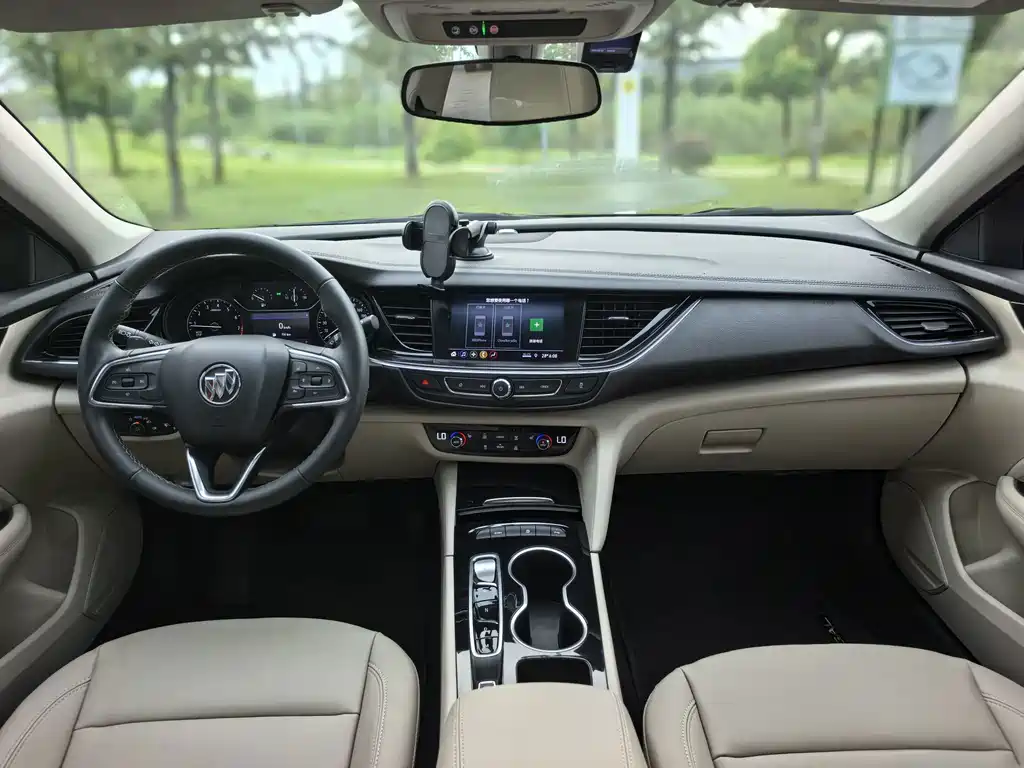 Buick Regal — миниатюра 6