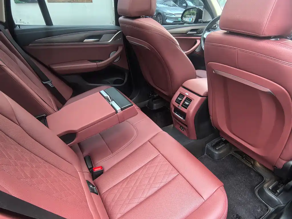 BMW X3 — миниатюра 9