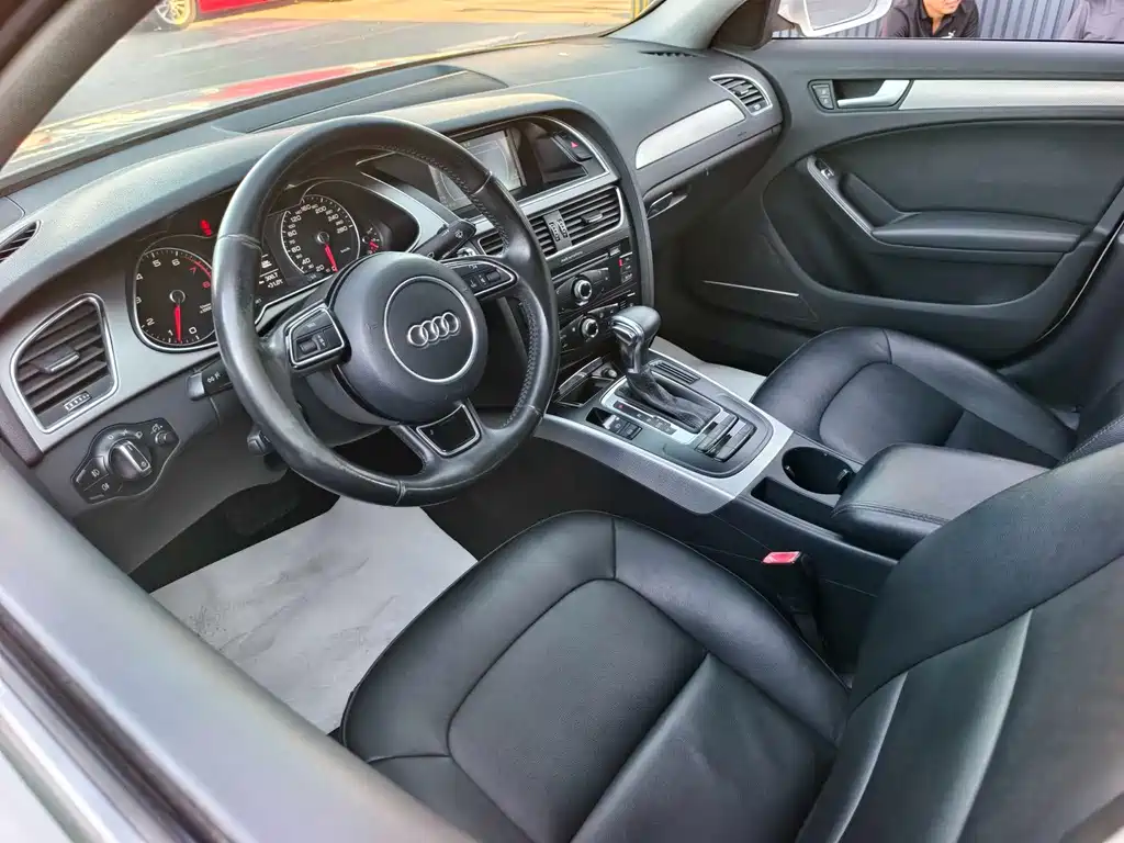 Audi A4L — миниатюра 10