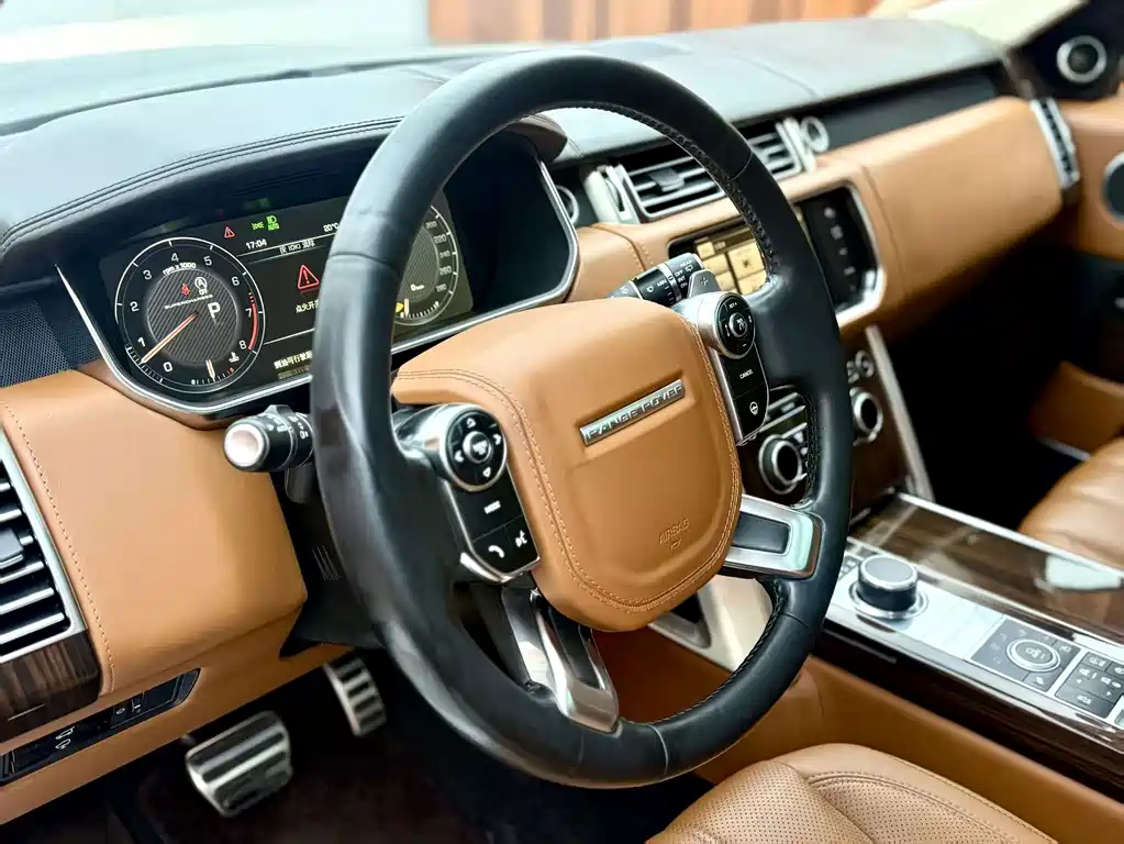 Land Rover Range Rover — миниатюра 9
