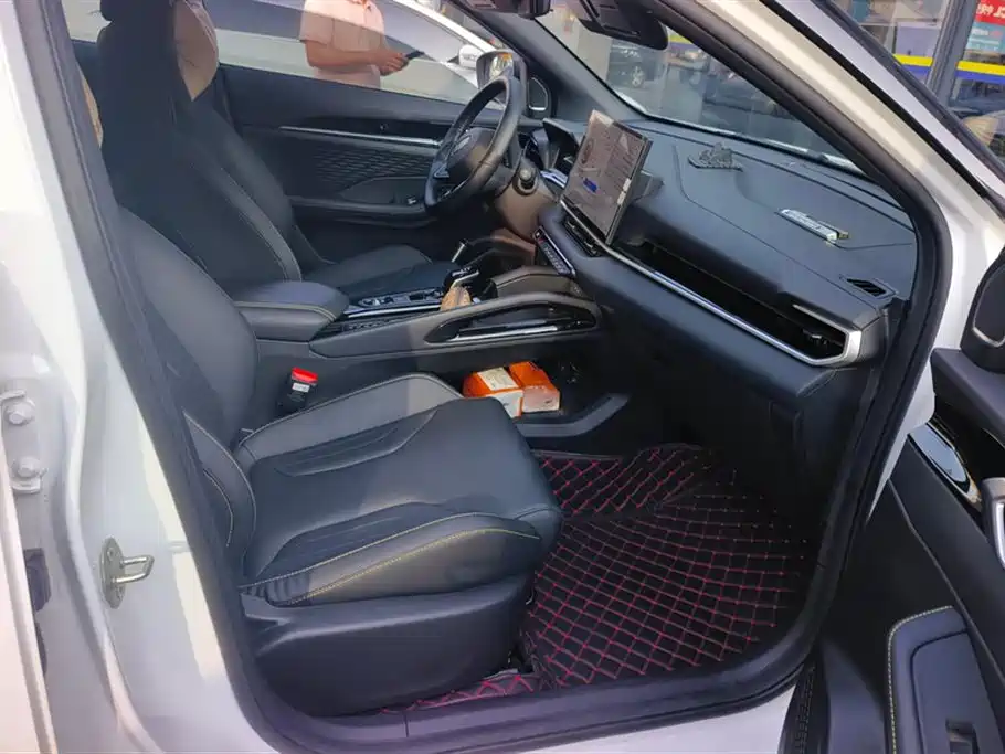 GEELY AUTOMOBILE BINYUE