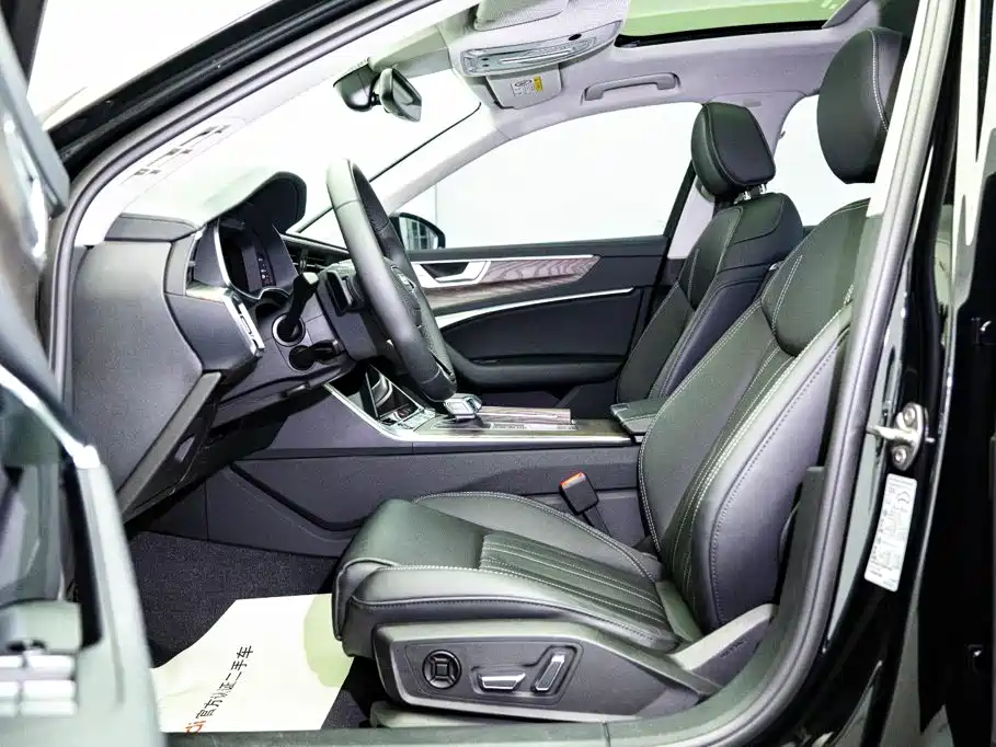 Audi A6L — миниатюра 10