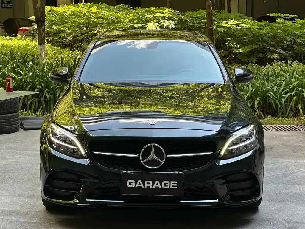 Mercedes-Benz C-Class — миниатюра 2