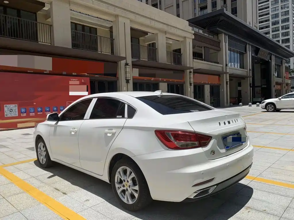 Haima Familia F5 — миниатюра 5