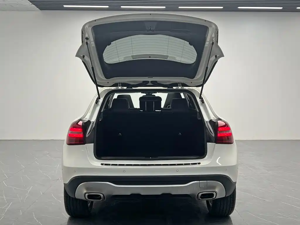 Mercedes-Benz GLA — миниатюра 11