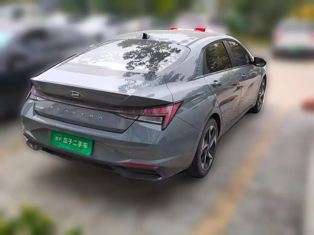 Hyundai Elantra — миниатюра 4