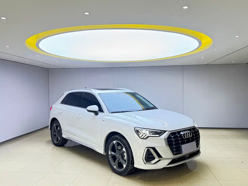 Audi Q3 2022 35 TFSI Fashion