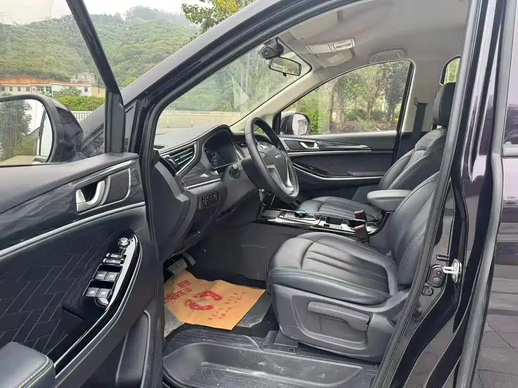 Oshan Oushang Cosmos EV — миниатюра 4