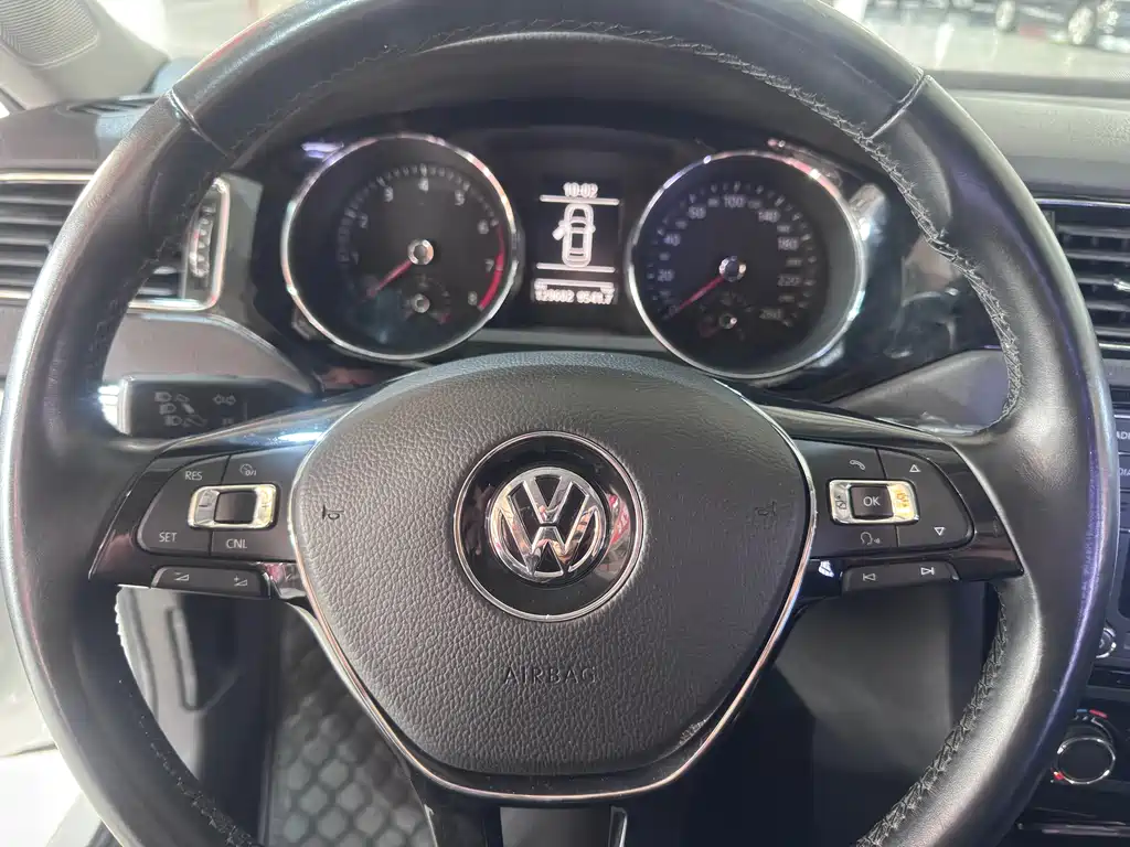Volkswagen Sagitar — миниатюра 13