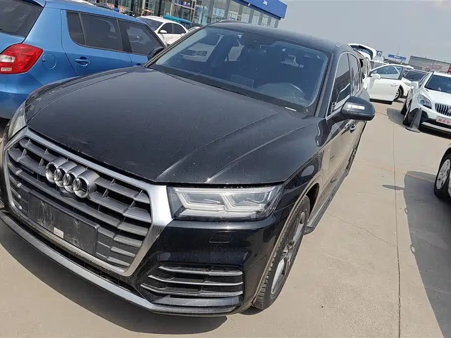 Audi Q5L 2020