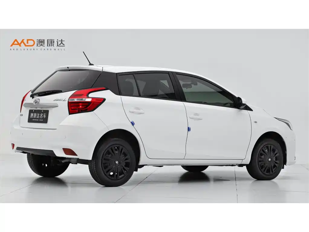 Toyota Yaris L — миниатюра 3
