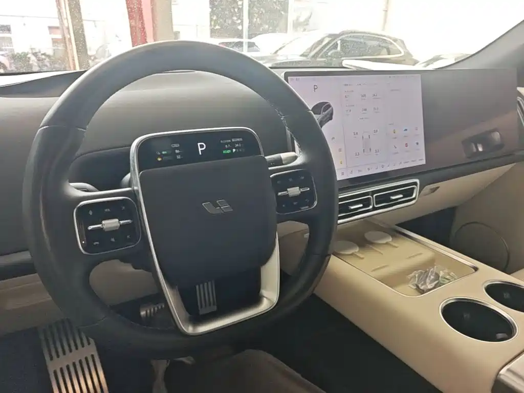 Li Auto Li L8 — миниатюра 10