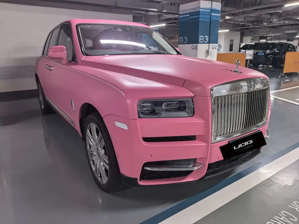 Rolls-Royce Cullinan 2018 мест