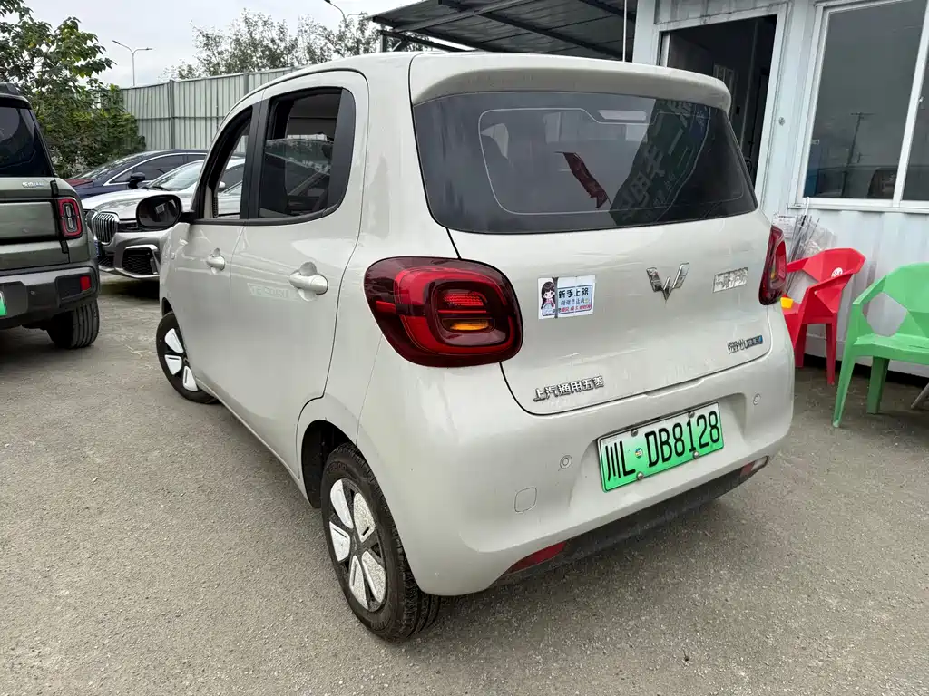 Wuling MINIEV — миниатюра 5
