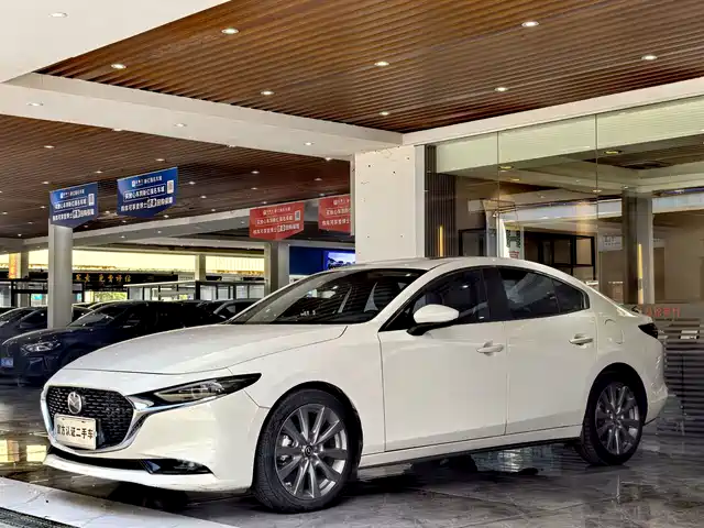 Mazda 3 Axela