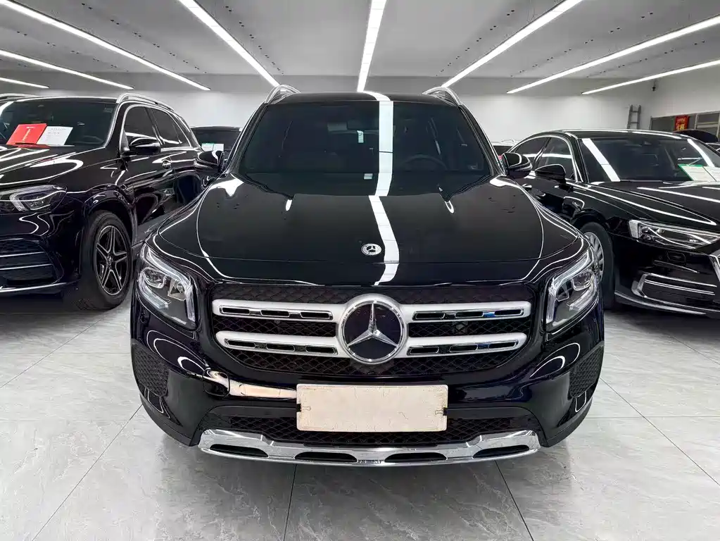Mercedes-Benz GLB — миниатюра 2