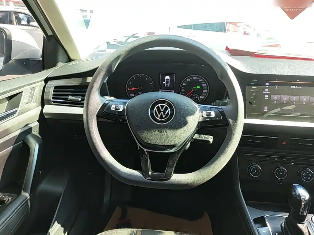 Volkswagen Lavida — миниатюра 11