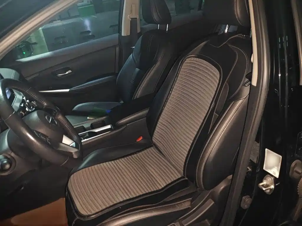 Nissan Sylphy — миниатюра 8
