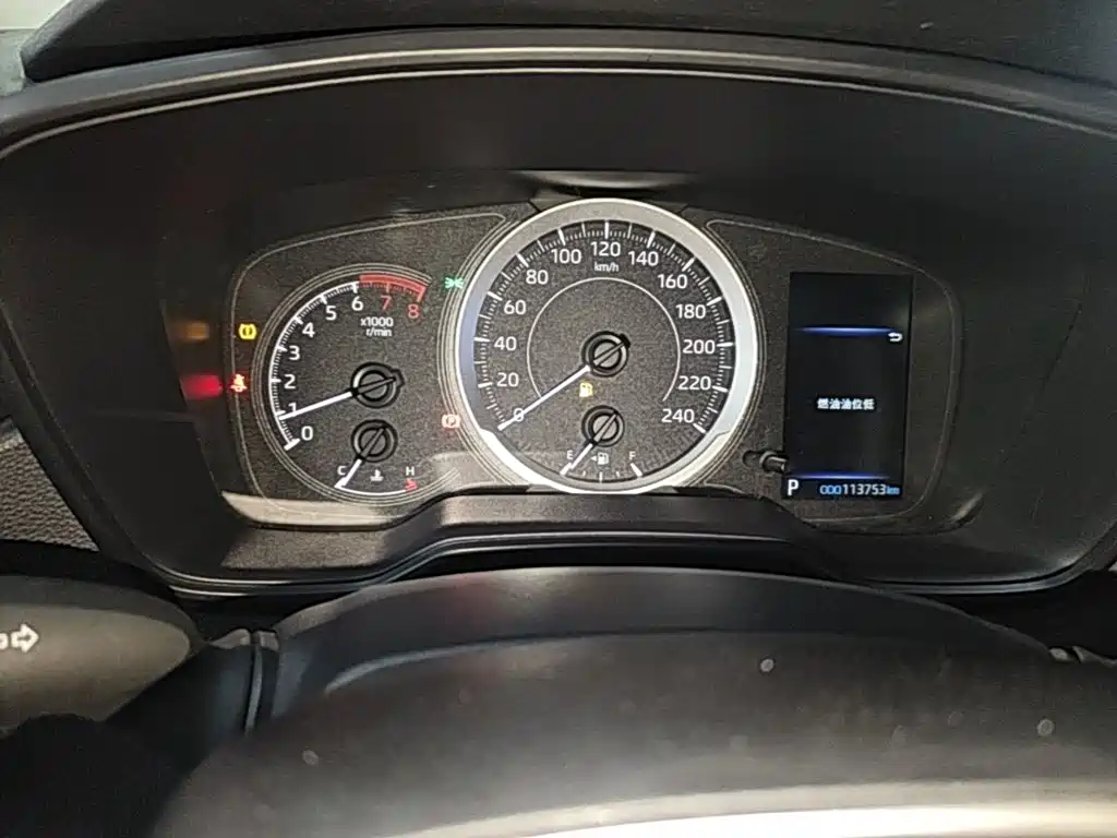Toyota Corolla — миниатюра 8
