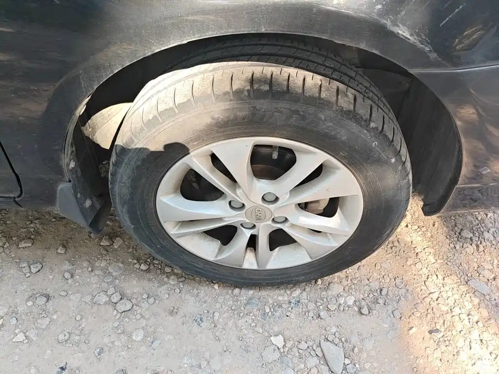BYD F3 — миниатюра 8