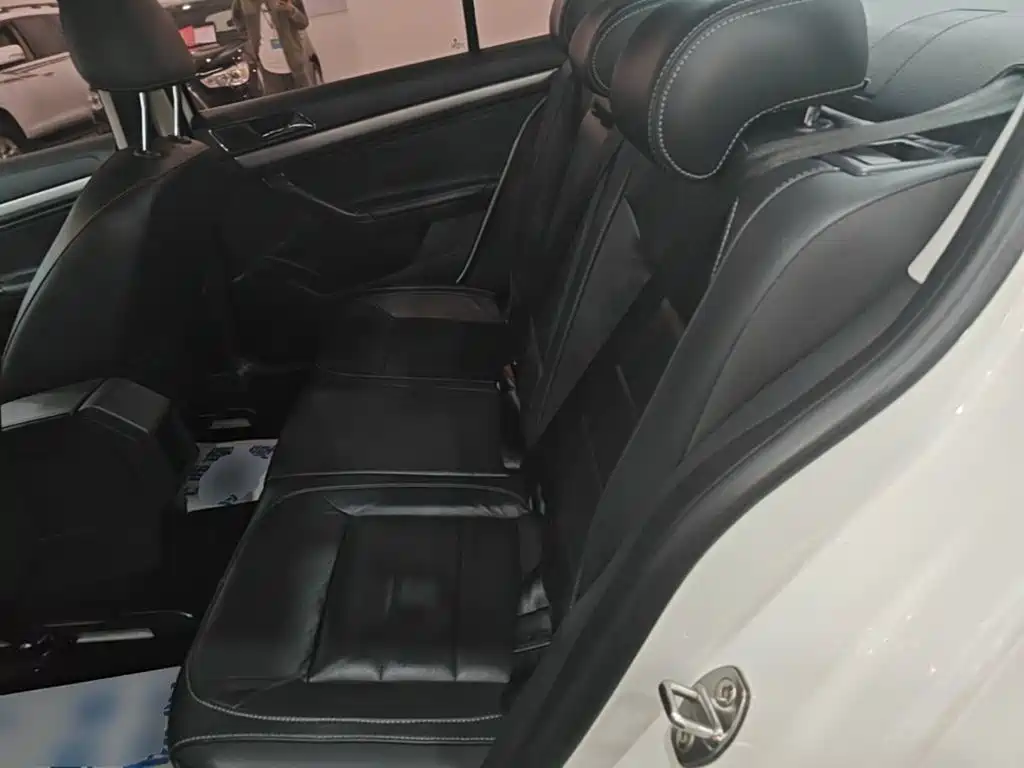 Volkswagen Lavida — миниатюра 17