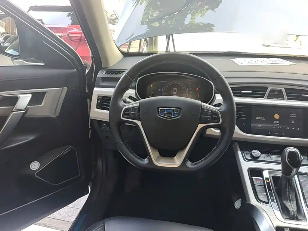 Geely Boyue — миниатюра 11