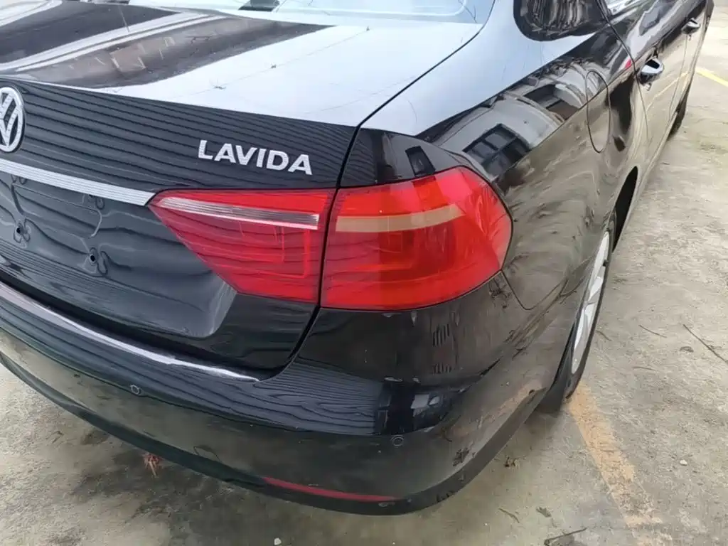 Volkswagen Lavida — миниатюра 8