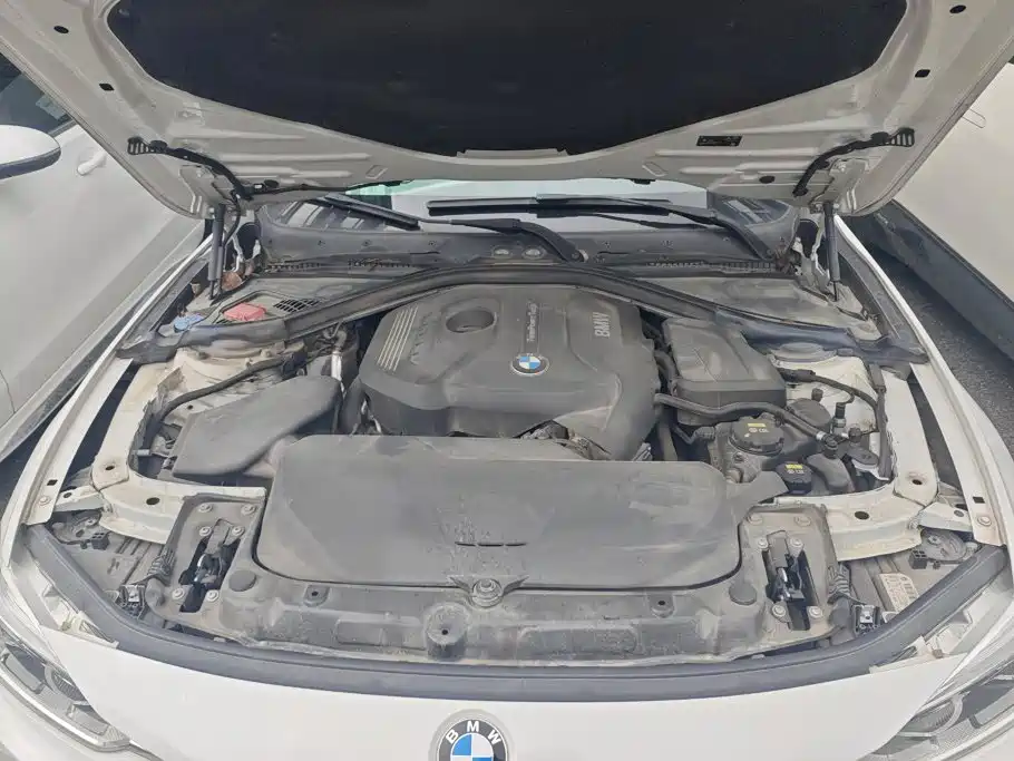 BMW 3 Series — миниатюра 10