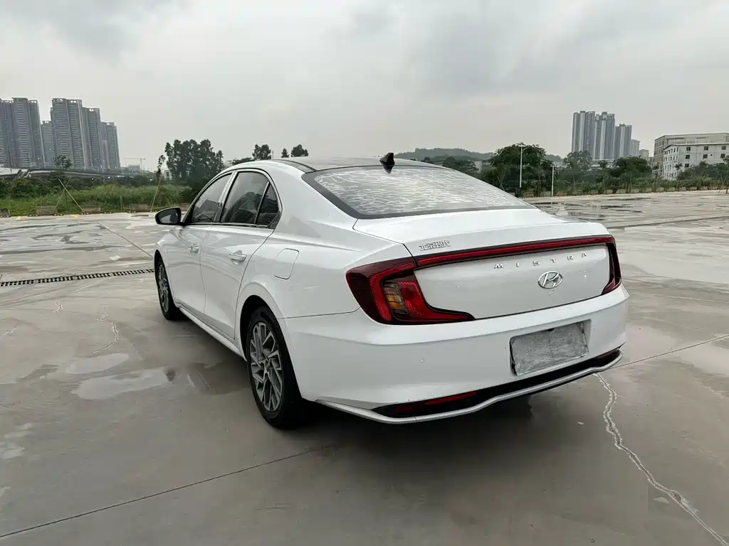 Hyundai Mistra - фото 7