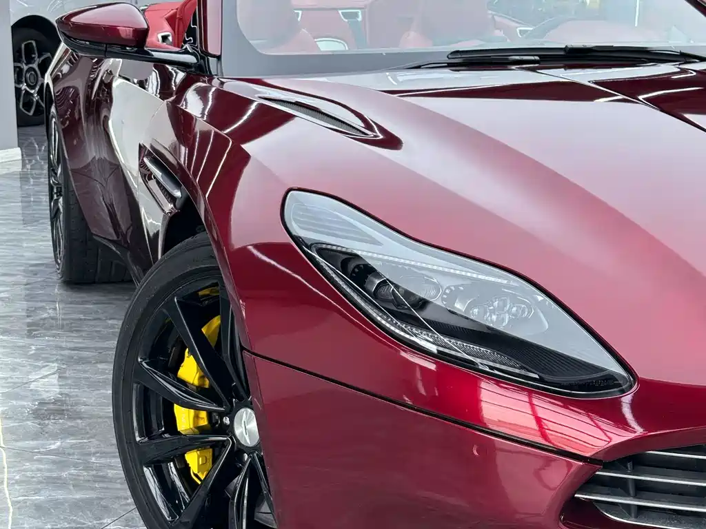 Aston Martin DB11 2020 4.0T V8 Volante